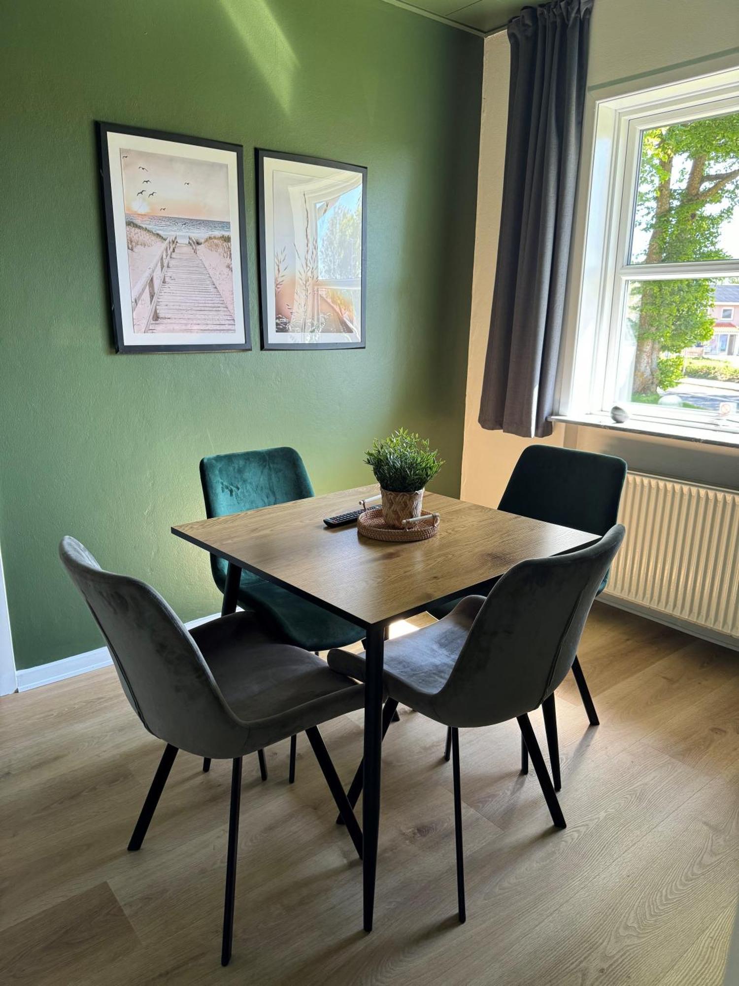 Koncepthotel Oksbøl Extérieur photo